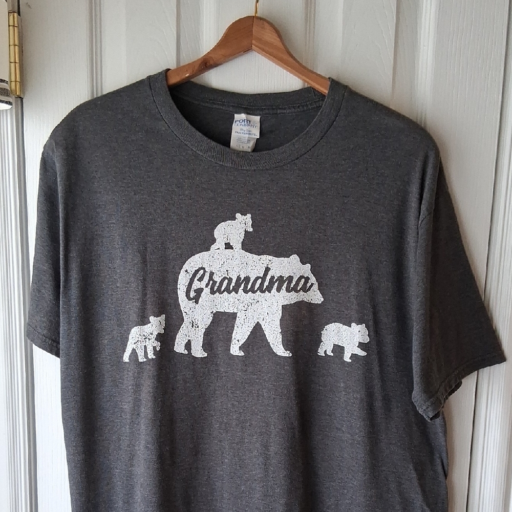 Grandma Bear Graphic Tee Grandma Bear With 3 Cub Bears.